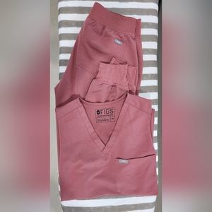 FIGS Mauve XS Zamora, XS Catarina